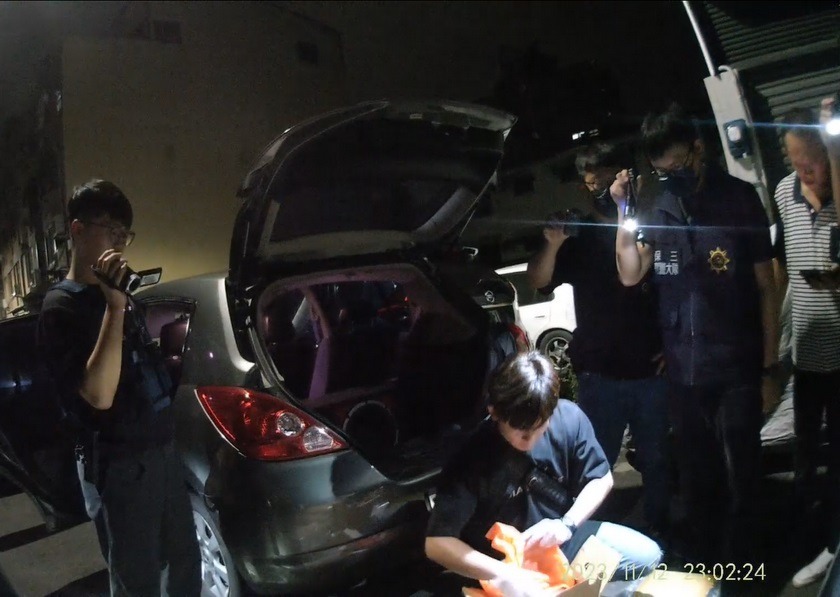 鐵觀音茶藏千萬K毒  保三警攔捕行動運毒車