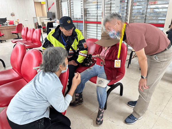 天上掉下來的禮物 嘉義婦搭高鐵領海外包裹