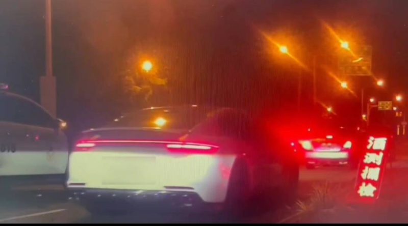 保時捷女上網買假牌 烏日警識破法辦