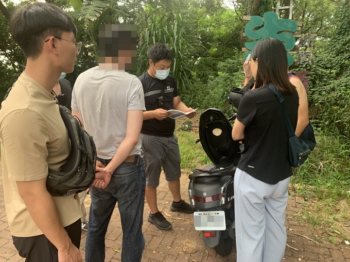 毒販示愛告白「是菜可約」中警公廁圍捕藥頭