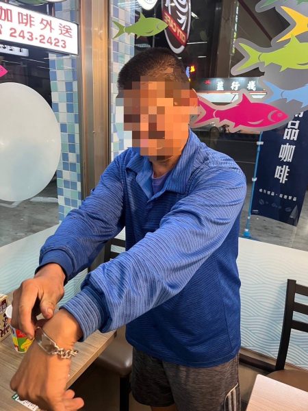 迷途男找不到回家的路 永康暖警助平安返家團圓