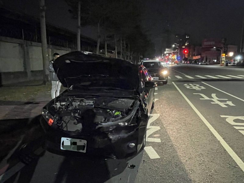 以假亂真掛假牌上路   車禍露餡遭永康警法辦