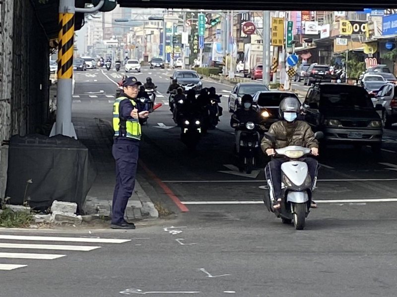 南警永康春節連假  十日酒駕大執法 交通順暢零壅塞