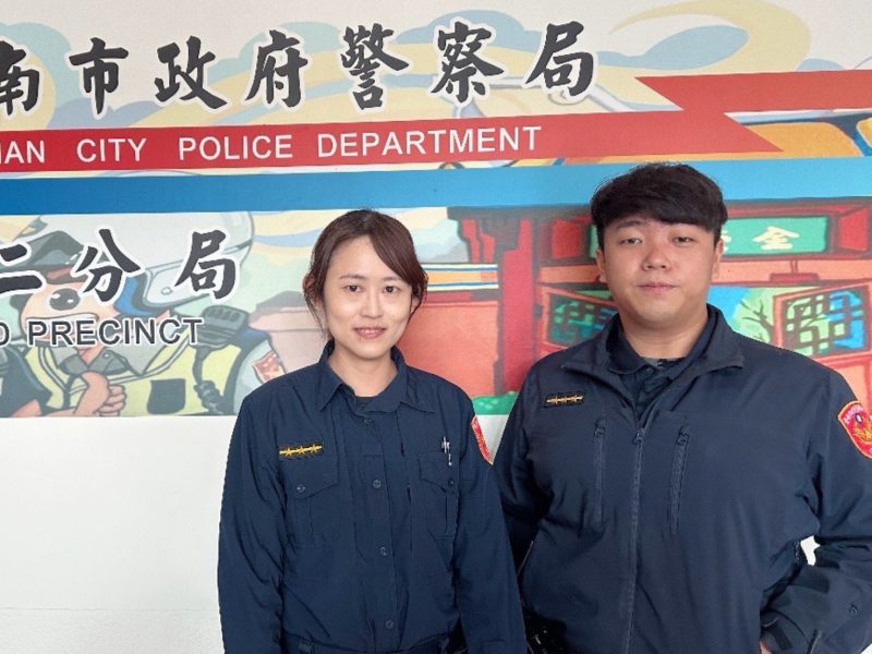 澳籍夫婦臺南旅遊錢包遺落計程車 警10分鐘內迅速尋回