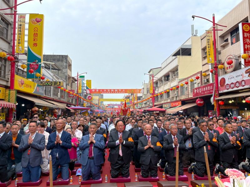大甲媽祖遶境祝壽大典盛大舉行 上萬信眾同慶媽祖壽辰