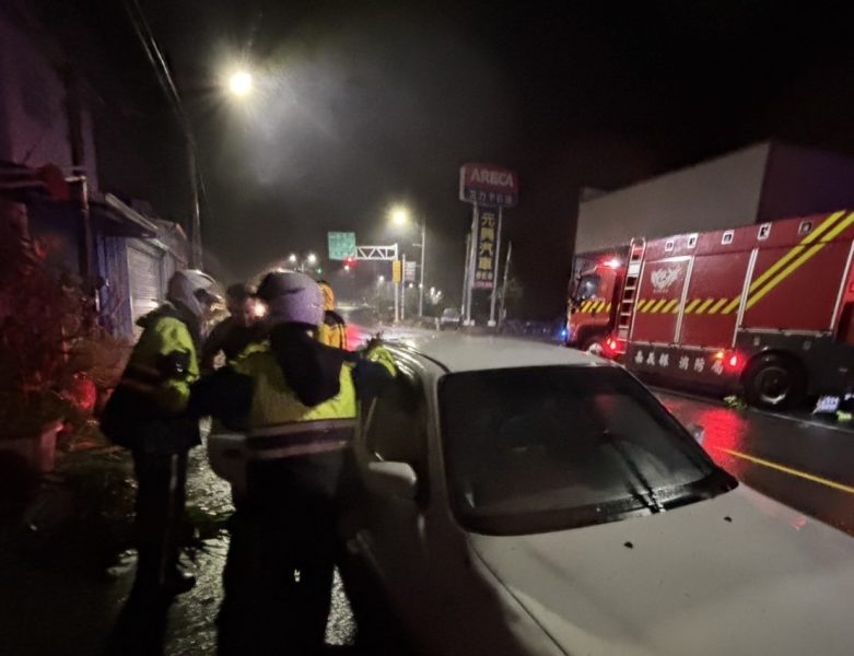 颱風夜連續搶救  朴警一小時內三度出勤護民安