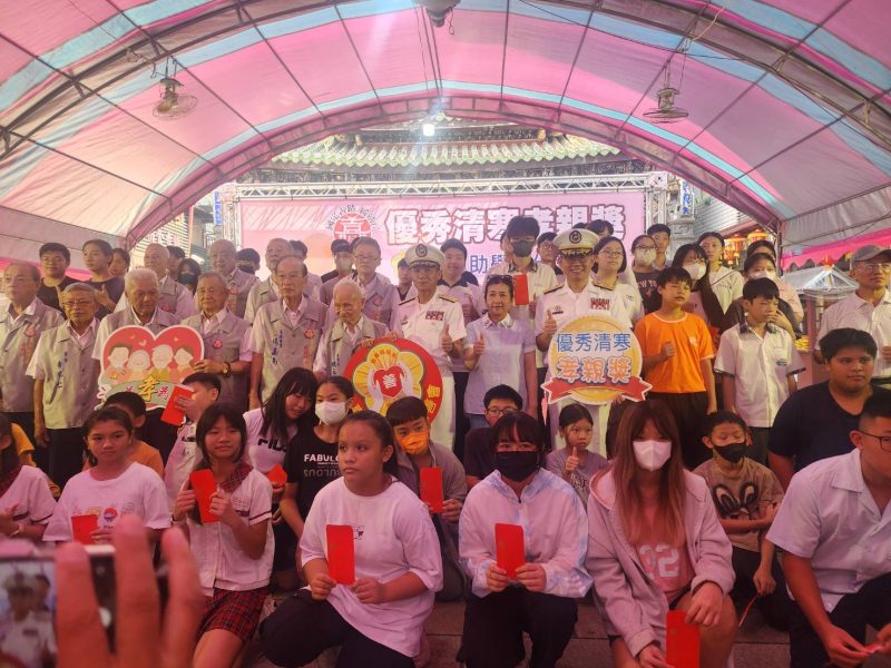 展現超人精神 剷除泥濘困境現光明 城隍慈善孝親獎表揚71位逆境天使