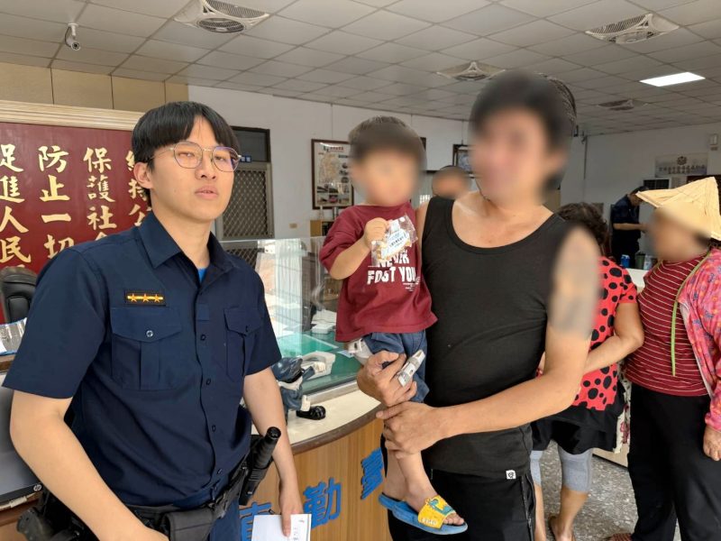 里長廣播立大功！土庫兩歲童走失 警民合作助返家